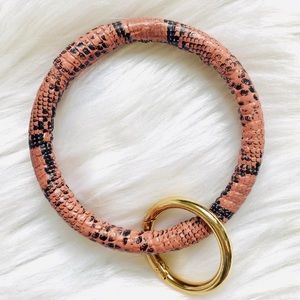 2/$20—SNAKESKIN KEY RING BRACELET—ROSE!! (BNWT)